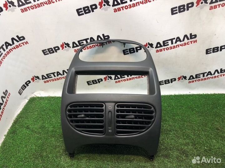 Дефлектор воздушный Peugeot 206 седан 2008