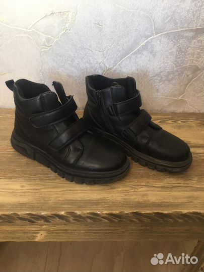 Ботинки демизезонные для мальчика размер 35