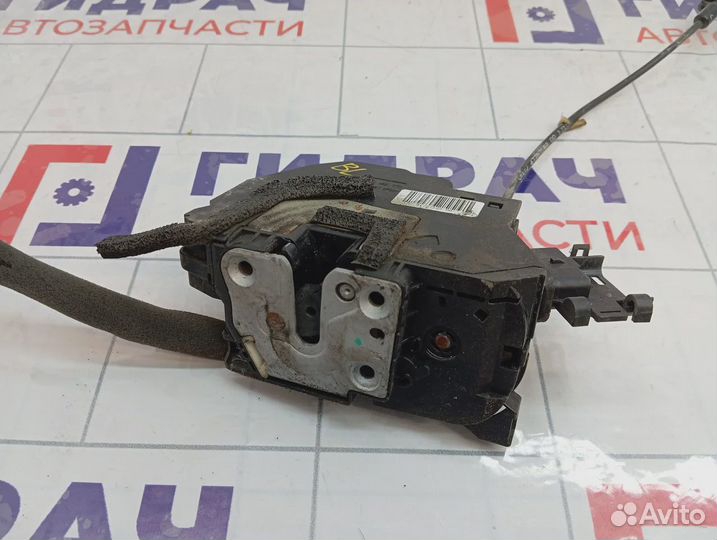 Замок двери задней левой Renault Megane 3 825030029R