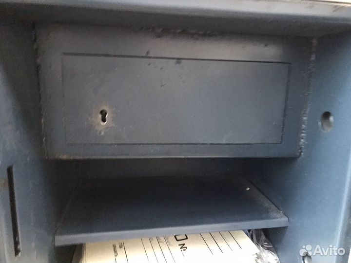 Сейф металлический Б/У