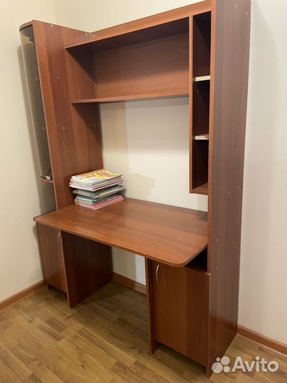 Детский письменный стол