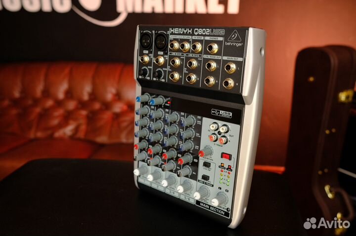 Микшерный Пульт Behringer + аксессуары