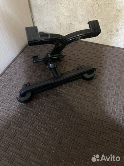 Крепление для планшета в авто