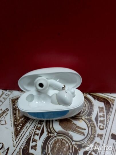 Беспроводные наушники honor BTV-ME10