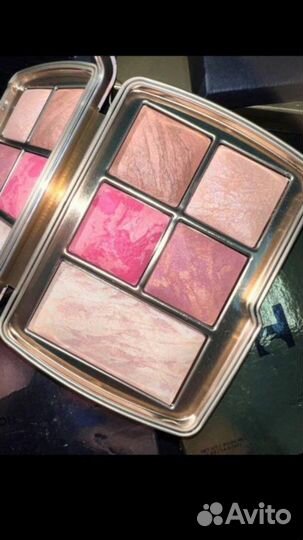 Hourglass Ambient Lighting Edit - Universe палетка