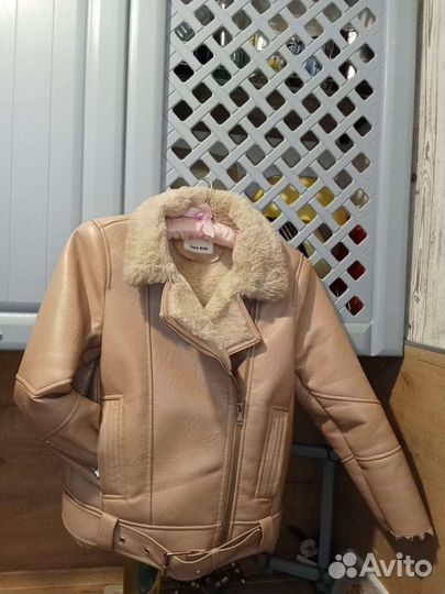 Куртка для девочки zara 134