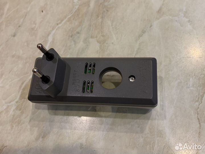 Зарядное устройство для аа и ааа аккумуляторов