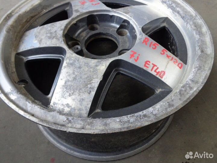 Б/У Б/У Диск литой 4шт R15ET407J5Х120 BMW