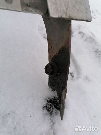 Кенгурятник, дуга на Toyota Rav4 на передн. бампер