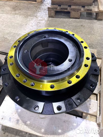 Бортовой редуктор CAT 318D2L