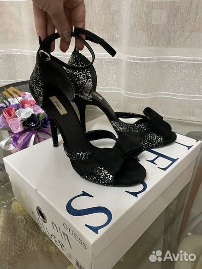 Босоножки 39 maje и guess