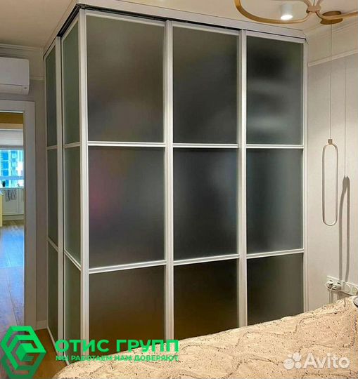 Раздвижные стеклянные перегородки