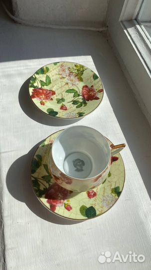 Кофейные пары, кружки, подставка, пепельница