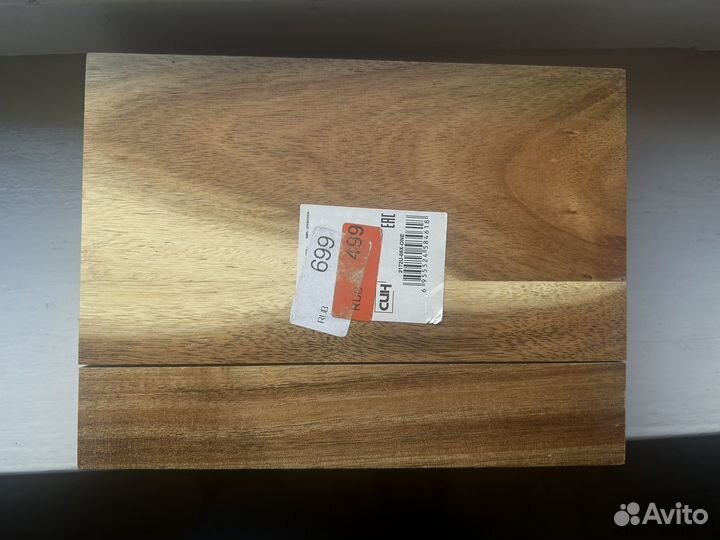 Деревянная шкатулка