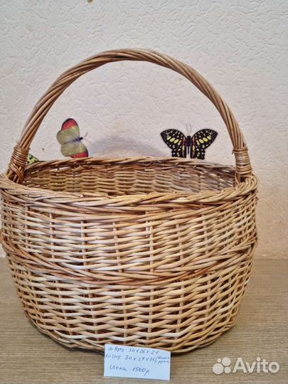 Корзины плетеные из лозы ивы
