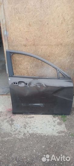 Дверь передняя правая на LADA vesta