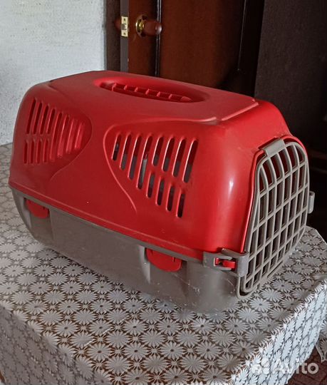 Переноска для животных пластиковая