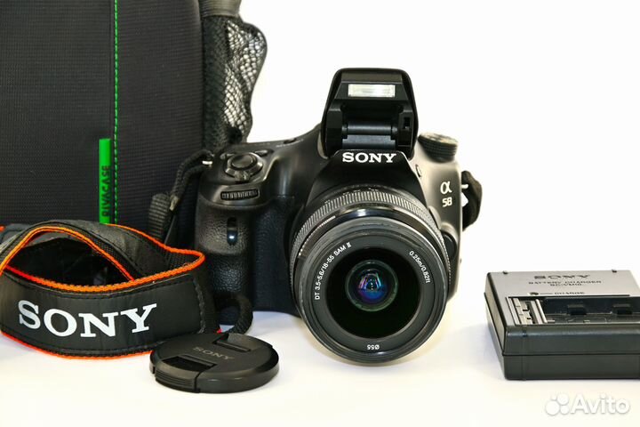 Sony Alpha A58 20.1MP зеркалка Kit SAM II 18-55