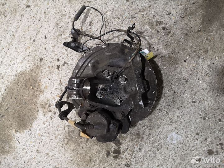 Ступица Bmw 3-series E90 (Переднее Левое)