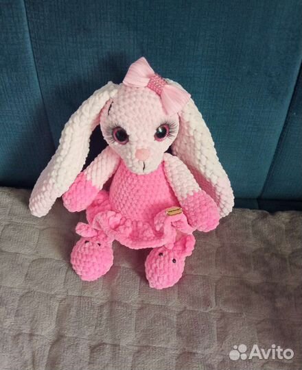 Игрушка Заяц ручная вязка новый