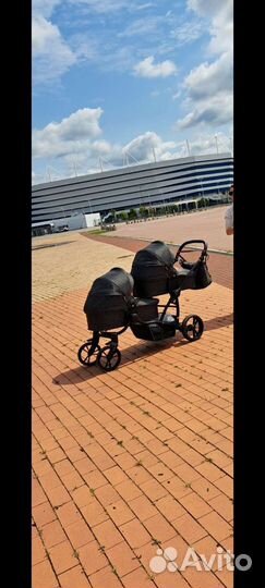 Коляска для двойни или погодок