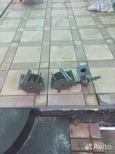 Насадка на триммер для прополки