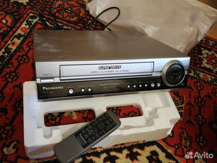 Видеомагнитофон panasonic