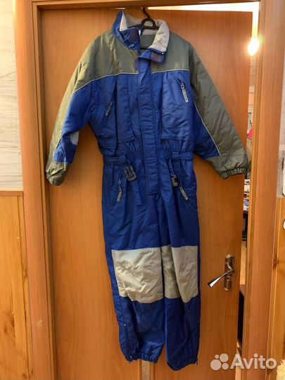 Комбинезоны женские и мужские