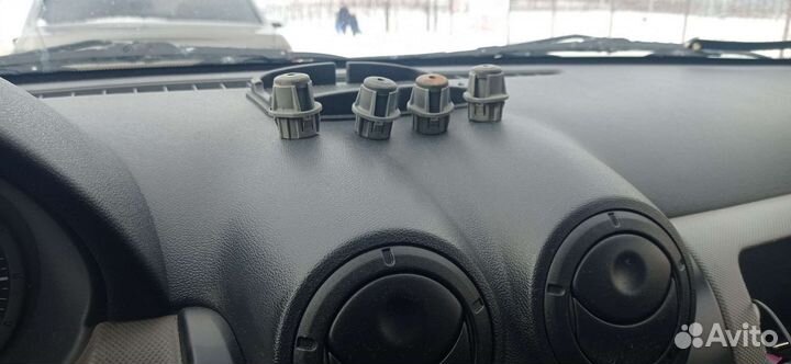 Опоры капота Рено sandero