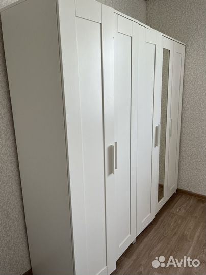 2 шкафа икеа бримнес