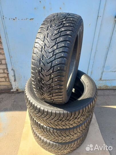 Nokian Tyres Hakkapeliitta 8 SUV 235/55 R19