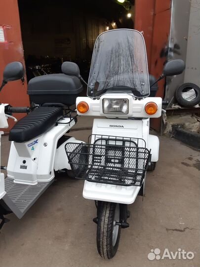 Honda gyro x-3 двухместный белый из Японии