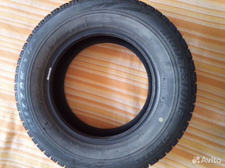 Bridgestone Blizzak VRX 185/70 R14 88S