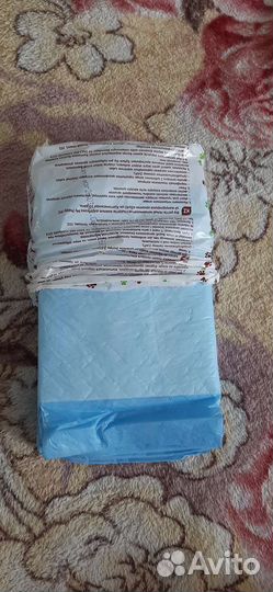 Ошейник и пеленки и кусачки