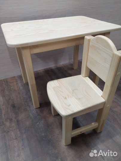 Стол и стул детский