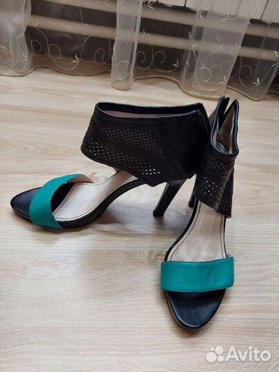 Туфли женские