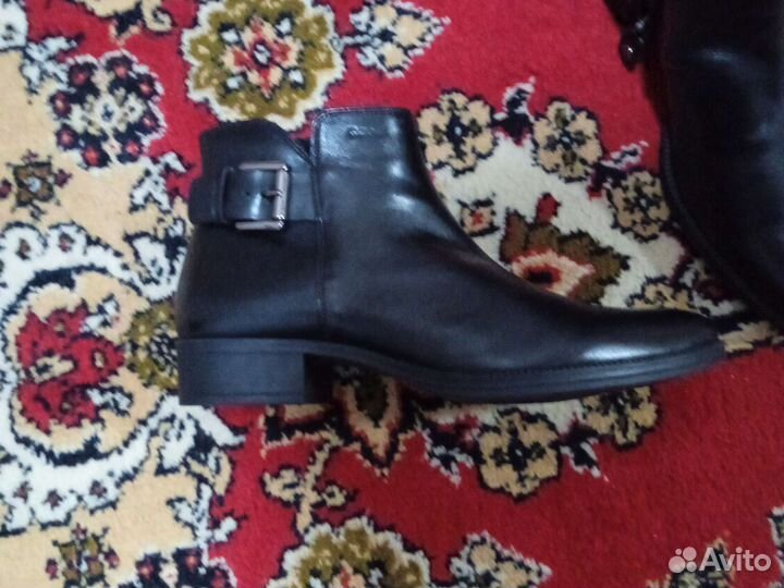 Ботинки женские 39 размер натуральная кожа новые