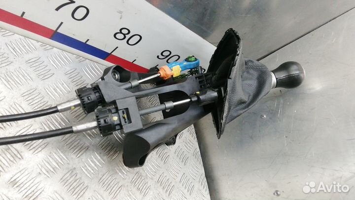 Кулиса Toyota Auris 2008