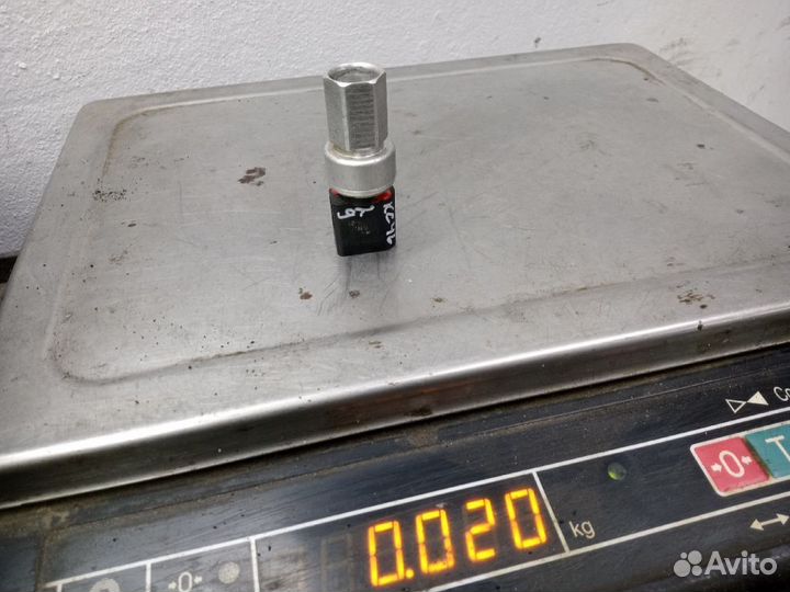 Датчик давления хладогена volkswagen passat CC G65