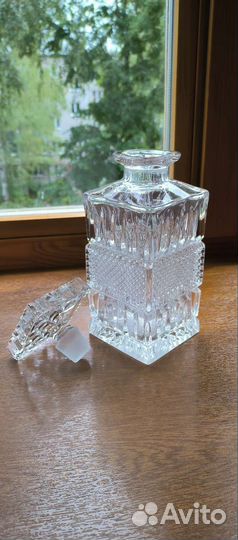 Графин хрустальный