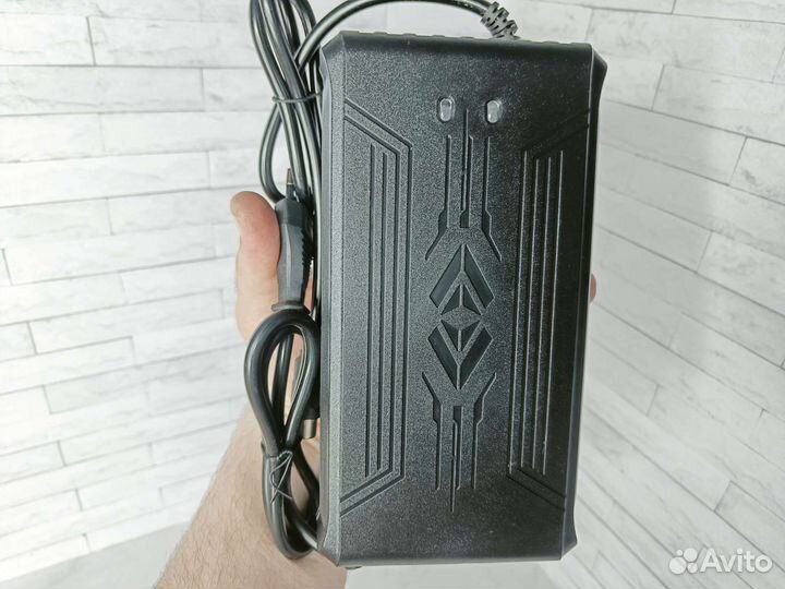 Зарядное Устройство для Электровелосипеда 60V, 5А