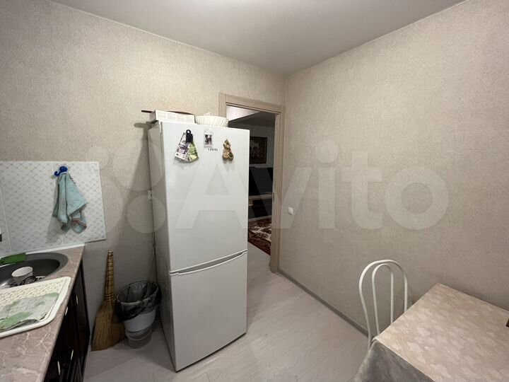 2-к. квартира, 46 м², 1/3 эт.