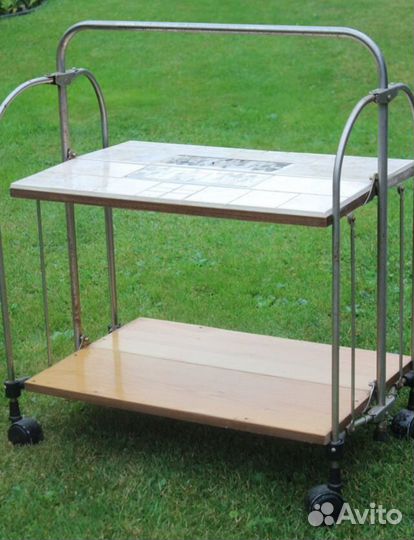 Сервировочный столик на колесиках складной