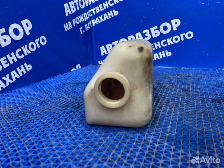 Бачок расширительный Toyota Corolla 100 седан 1993