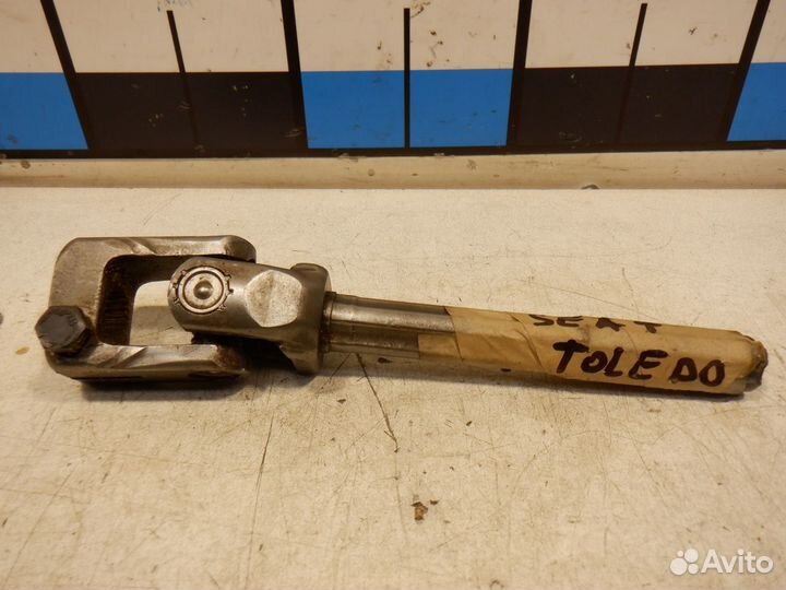 Вал рулевой Карданчик Seat Toledo