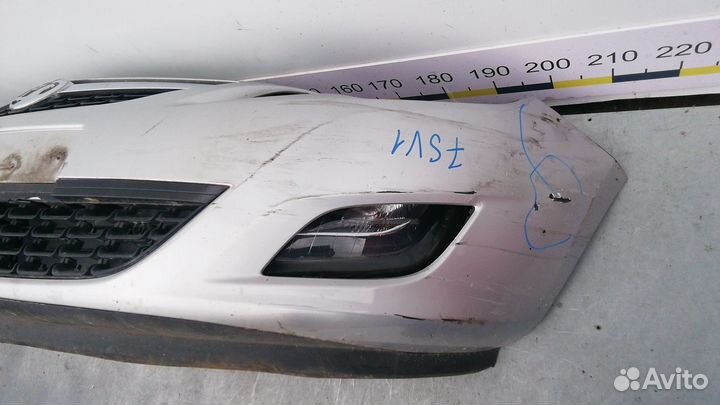 Бампер передний opel astra J 2010