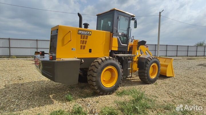 Фронтальный погрузчик XCMG LW300F, 2023