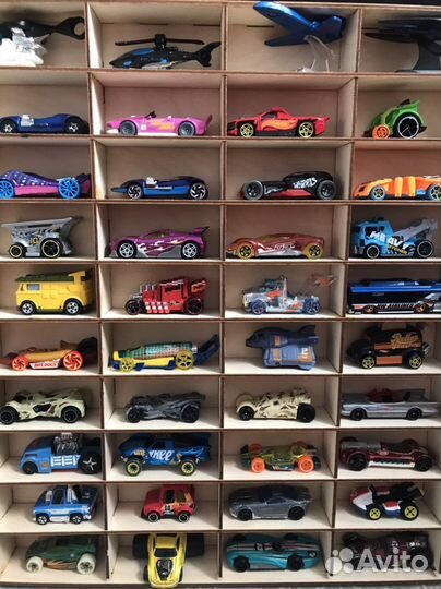 Модель автомобиля Hot Wheels Хот Виллс коллекция