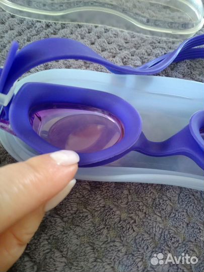 Очки для плавания