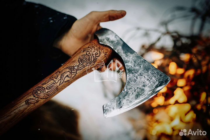 Топор Скандинавский с прямой рукоятью из дуба